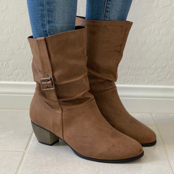 NIB Distressed Sand Low Heel Slouch Chic Boots - Picture 7 of 8